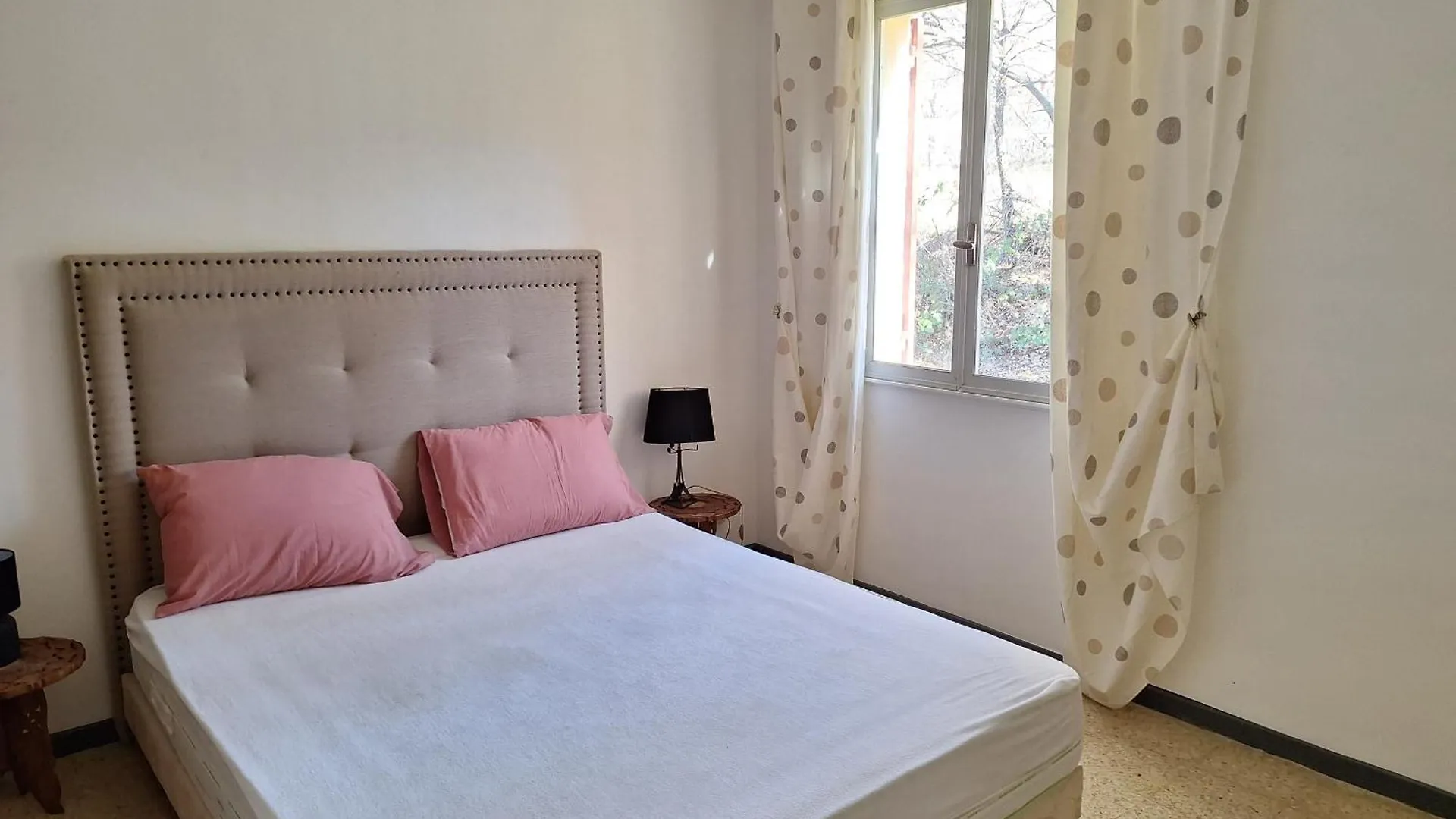 La Bastide Des Cades Bed & Breakfast Aiguines